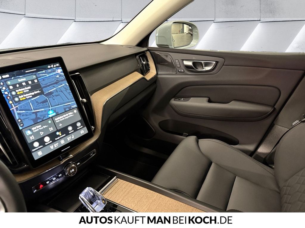 Volvo XC60 2025