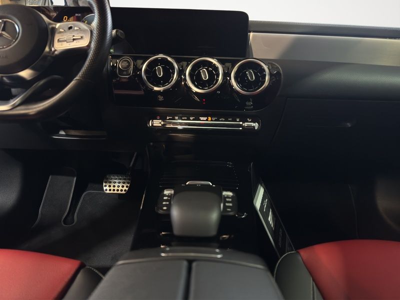 Mercedes-Benz A 220 2022