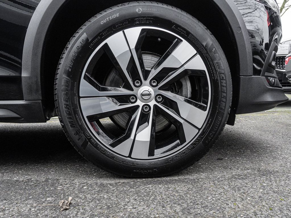 Volvo V60 Cross Country 2023