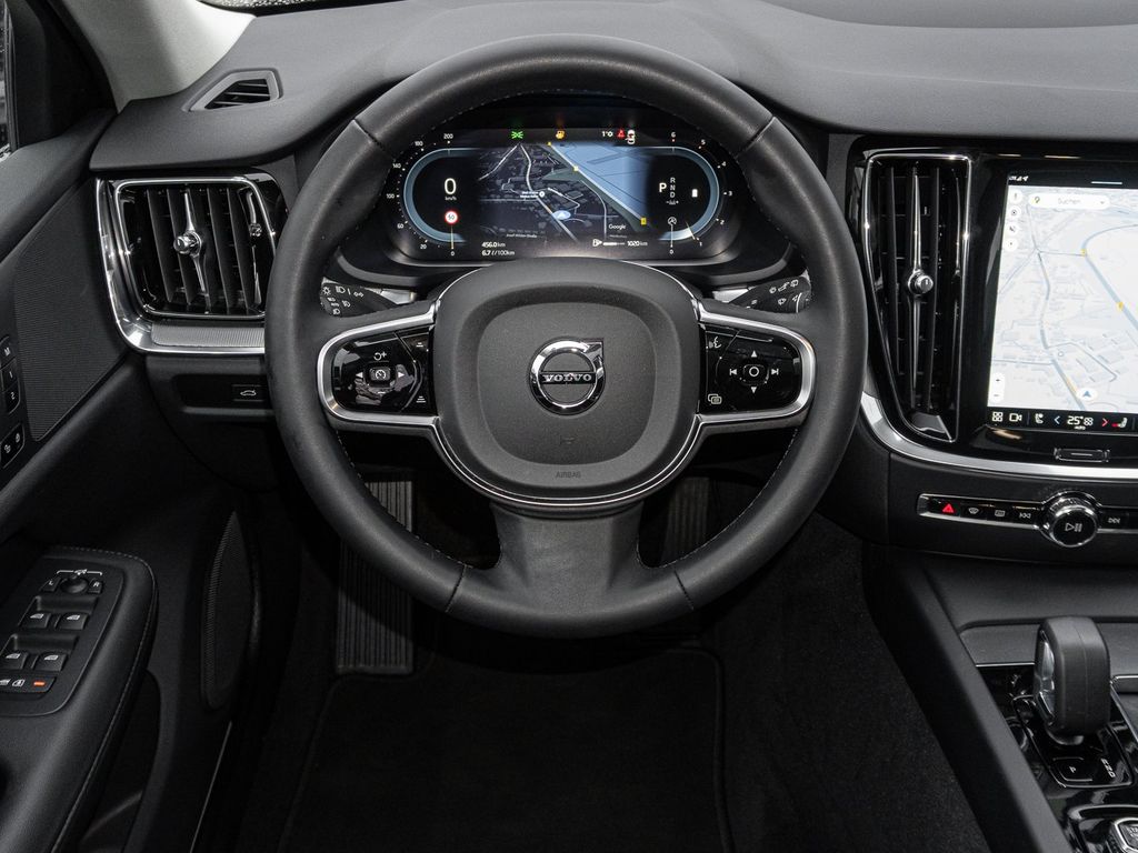 Volvo V60 Cross Country 2023