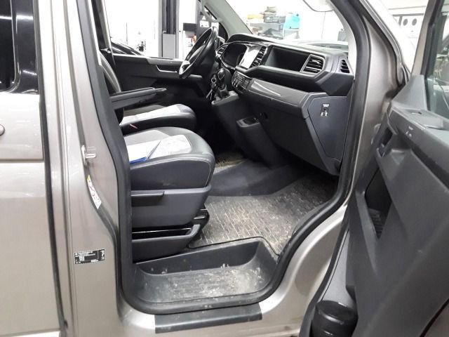 Volkswagen T6 Multivan 2022