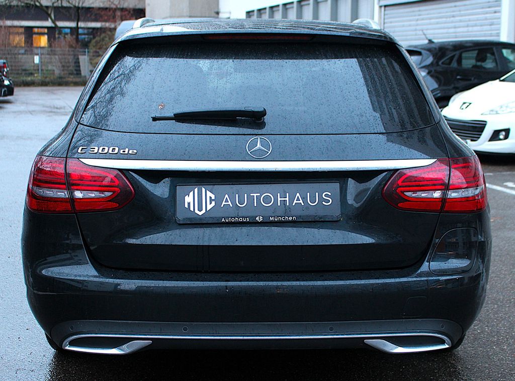 Mercedes-Benz C 300 2021
