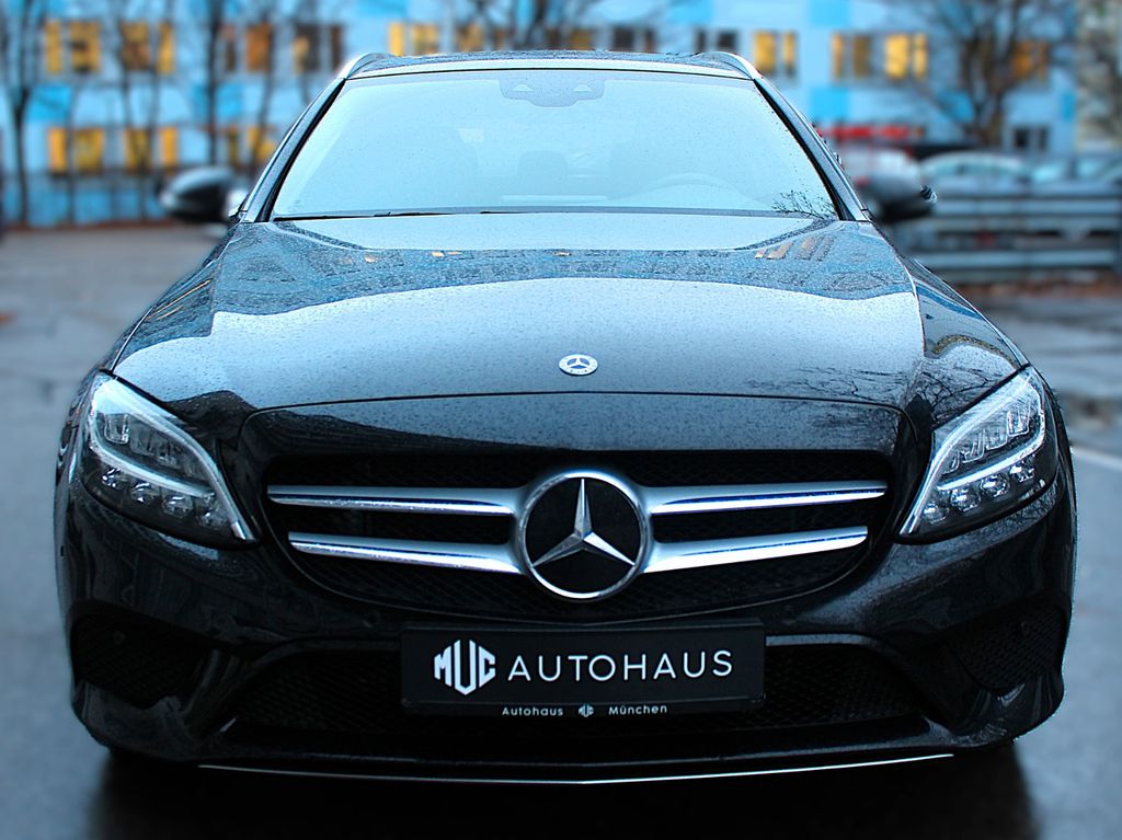 Mercedes-Benz C 300 2021