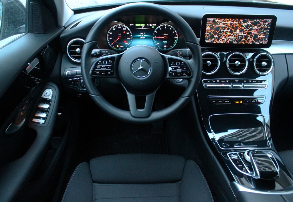 Mercedes-Benz C 300 2021