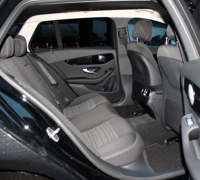 Mercedes-Benz C 300 2021