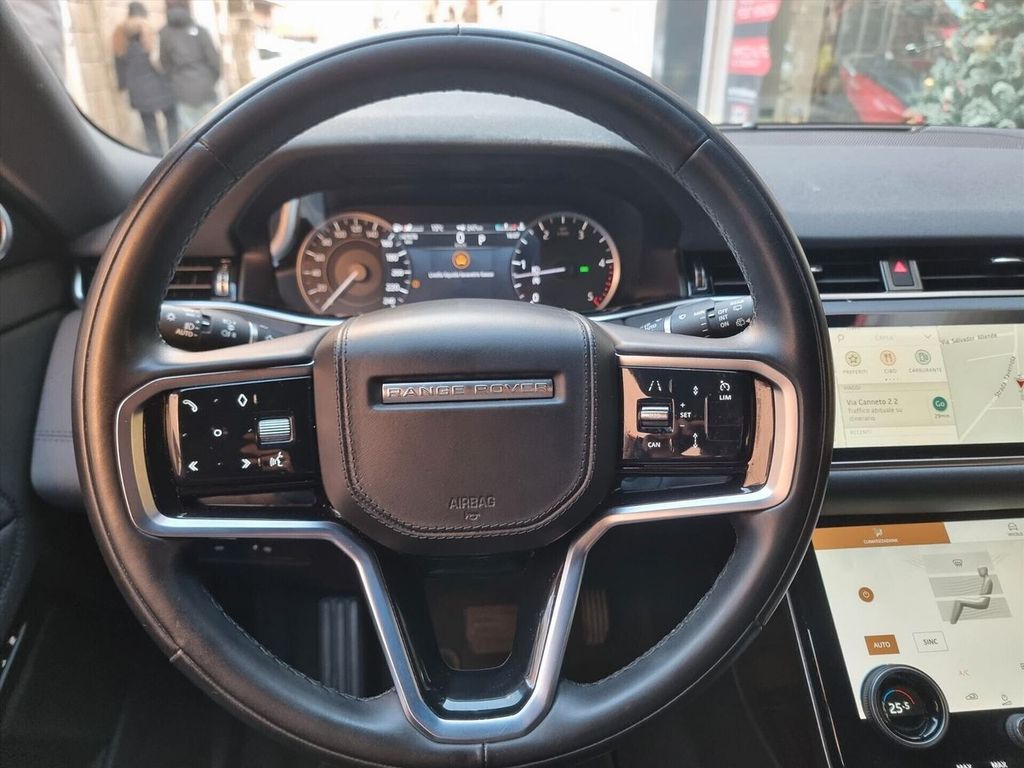 Land Rover Range Rover Evoque 2023