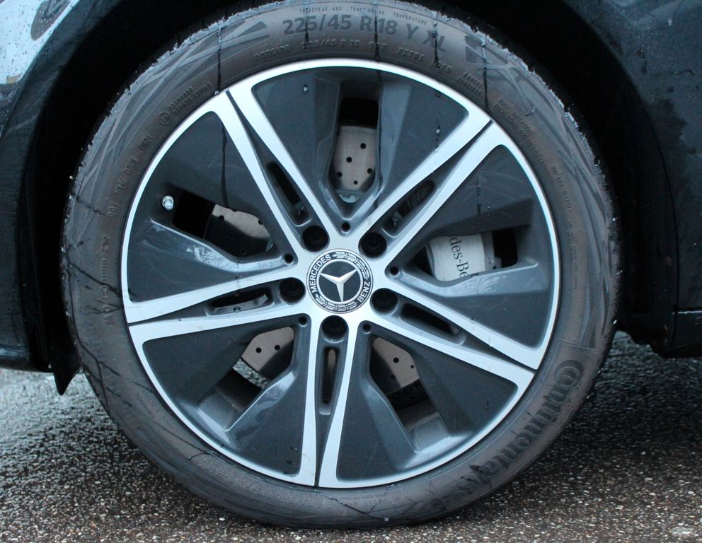 Mercedes-Benz C 300 2021