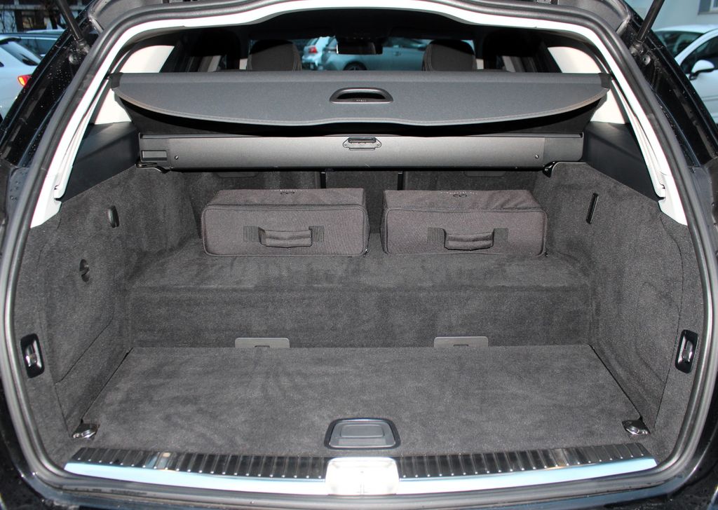 Mercedes-Benz C 300 2021