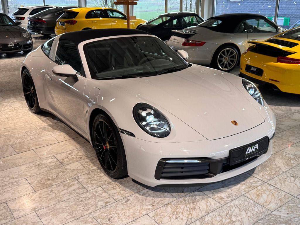 Porsche 992 2021