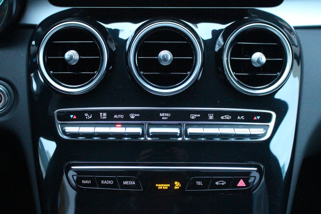 Mercedes-Benz C 300 2021