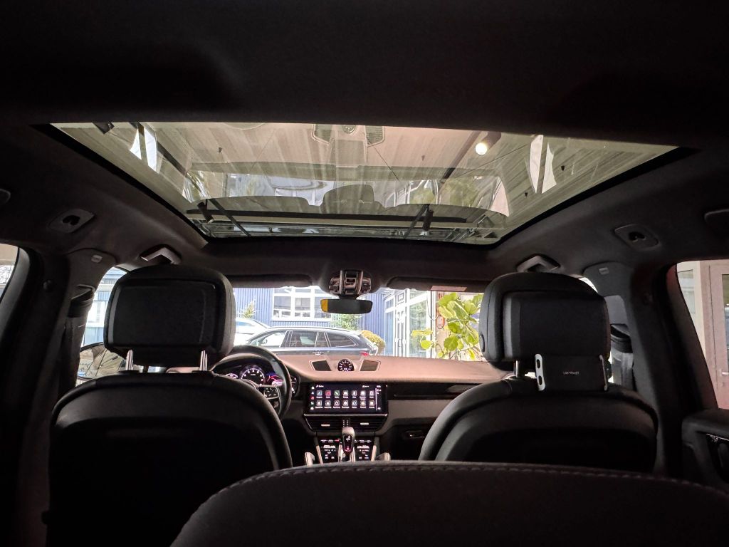 Porsche Cayenne 2022