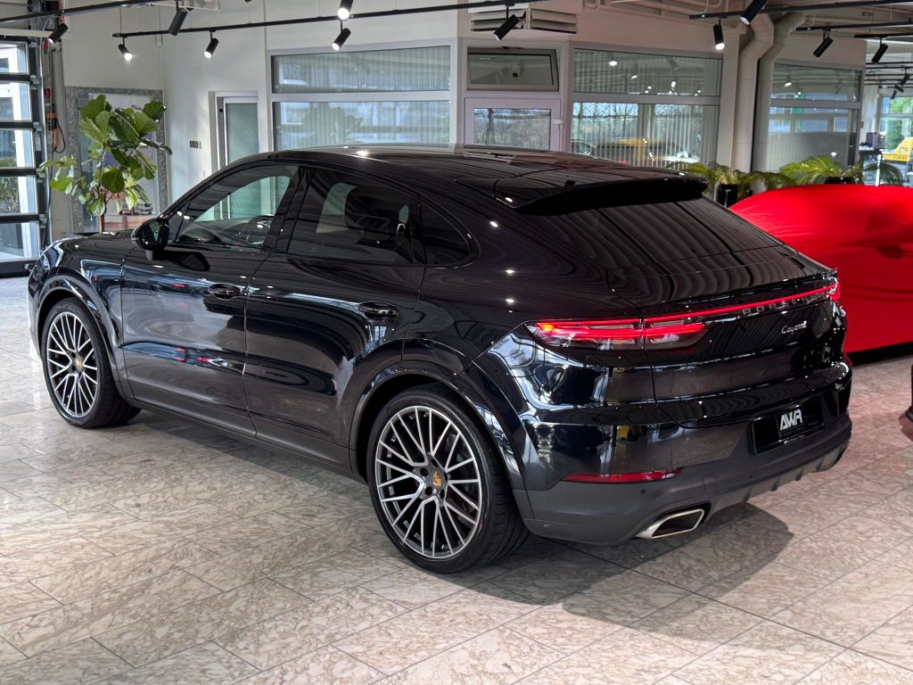 Porsche Cayenne 2022