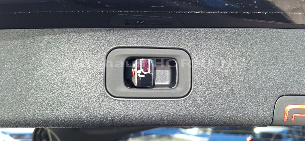 Mercedes-Benz E 300 2026