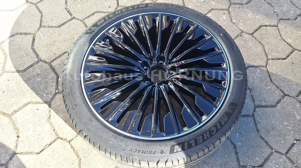 Mercedes-Benz E 300 2026