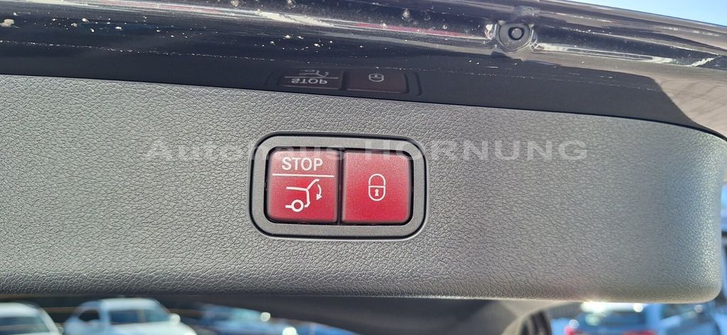 Mercedes-Benz E 300 2026