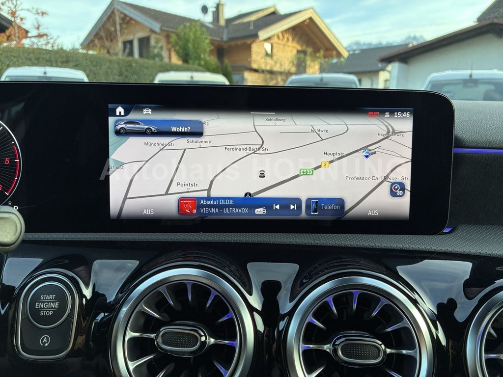 Mercedes-Benz A 220 2025