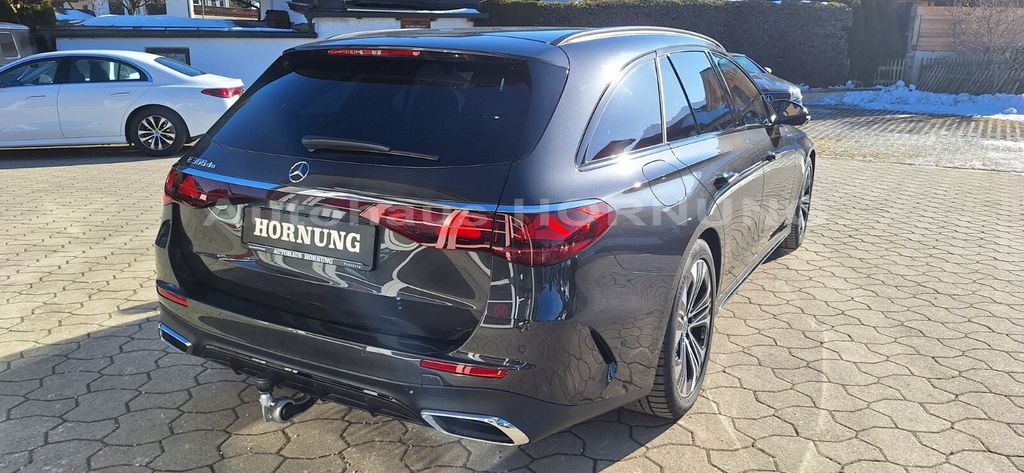 Mercedes-Benz E 300 2026