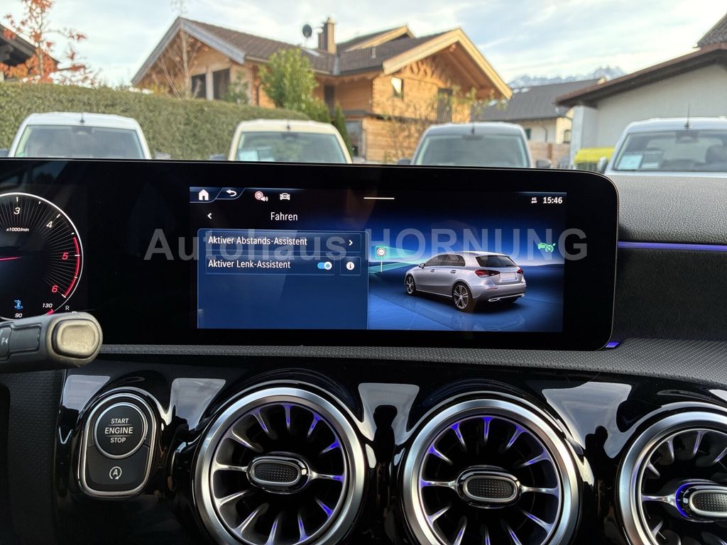 Mercedes-Benz A 220 2025