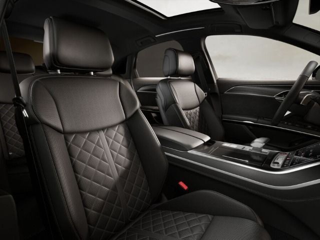 Audi S8