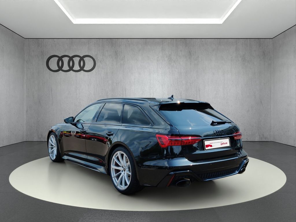 Audi RS6 2021