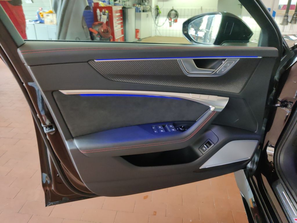 Audi RS6 2021