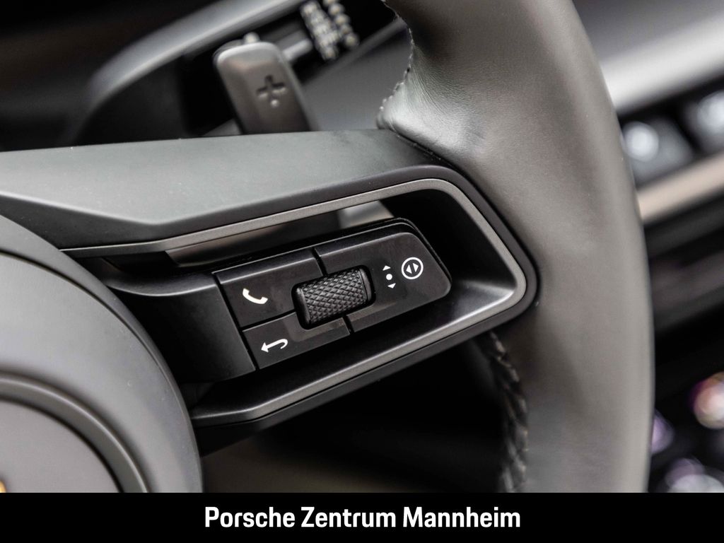 Porsche 992 2019