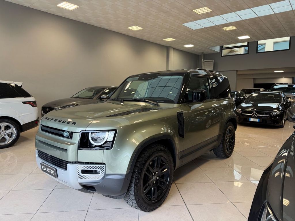 Land Rover Defender 2021