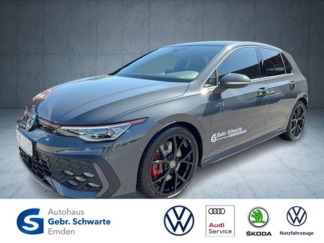 Volkswagen Golf 2025