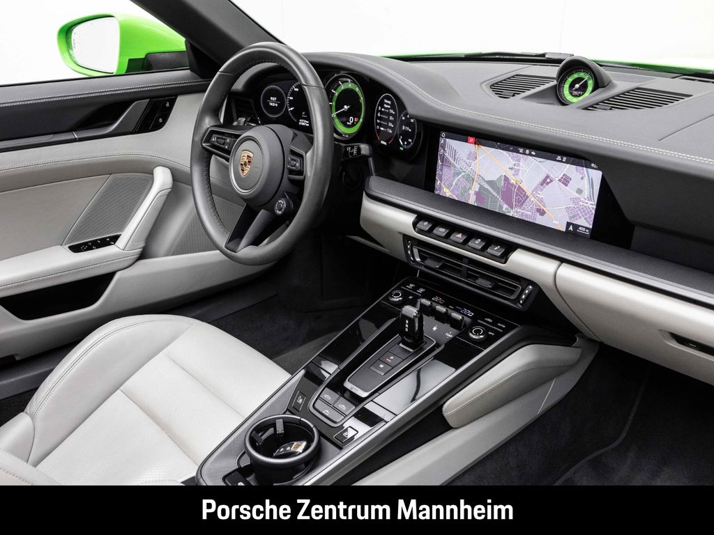 Porsche 992 2019