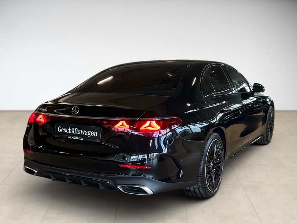 Mercedes-Benz E 300 2026