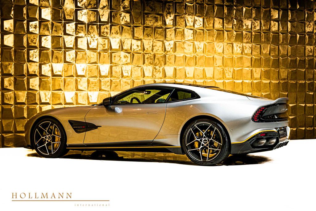 Aston Martin Vanquish