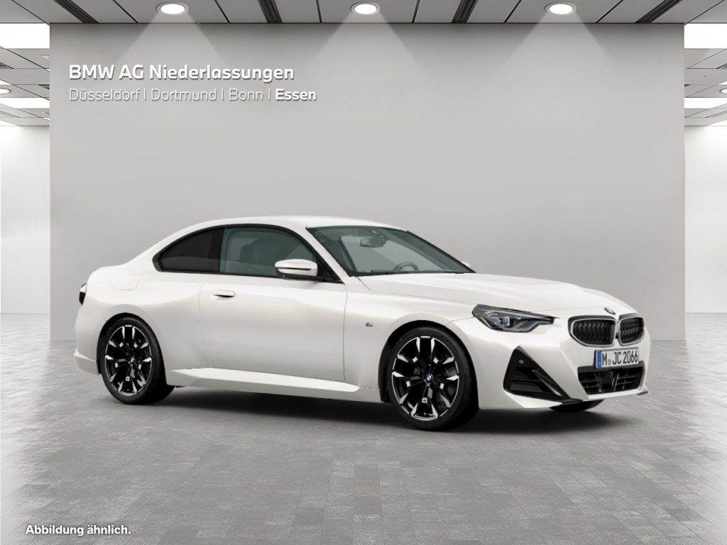 BMW 220 2025