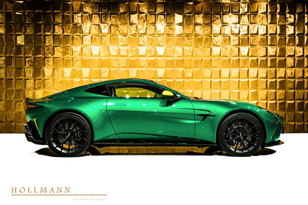 Aston Martin V8 Vantage