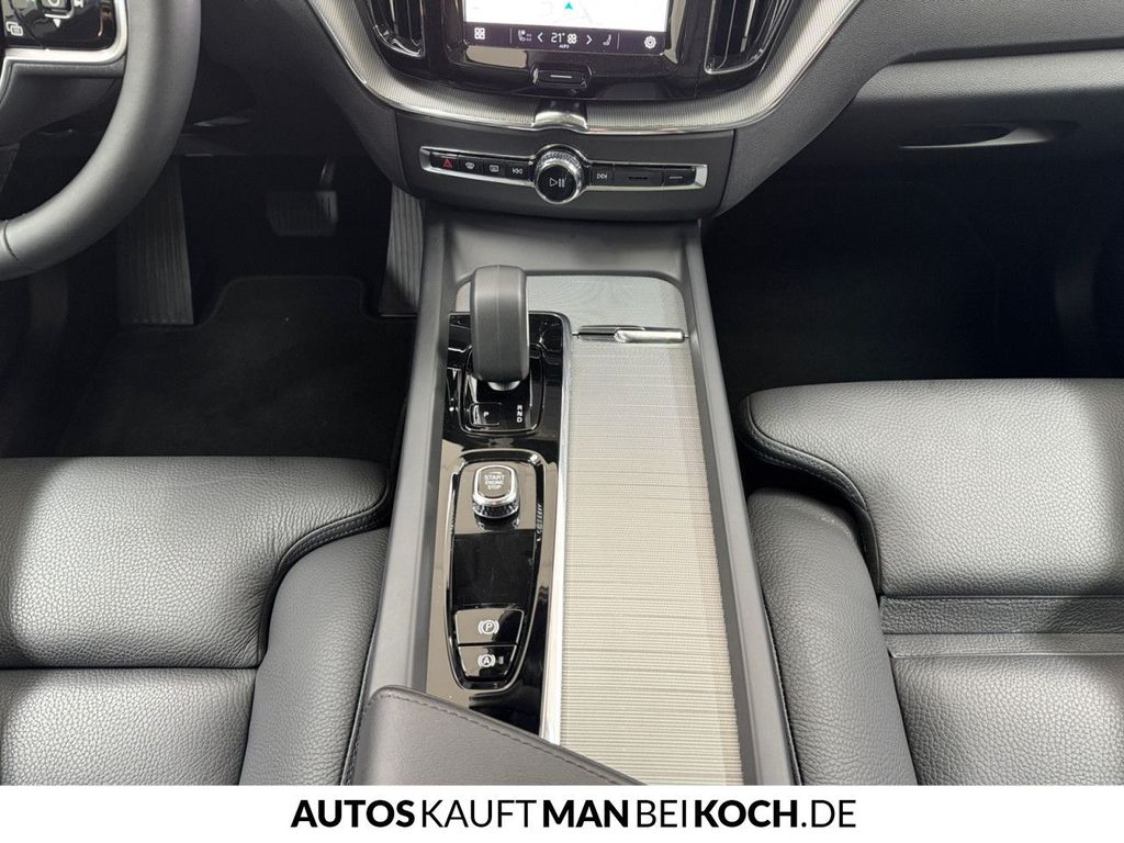 Volvo XC60 2025