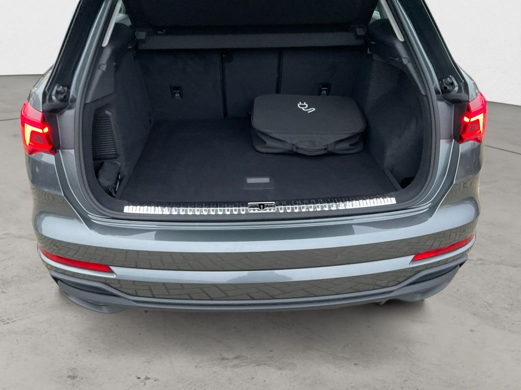 Audi Q3 2021