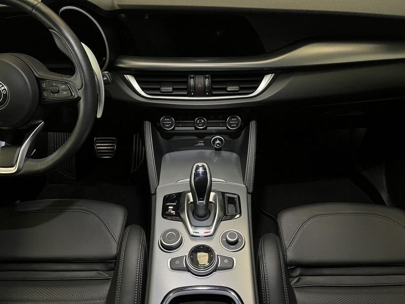 Alfa Romeo Stelvio 2024
