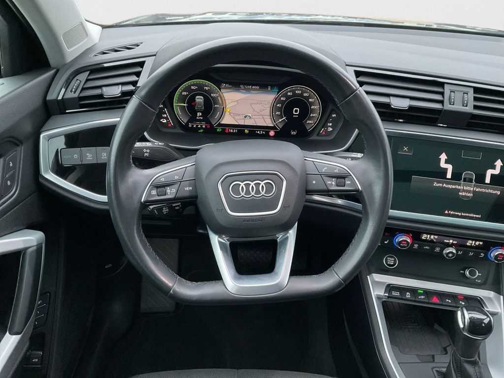 Audi Q3 2021