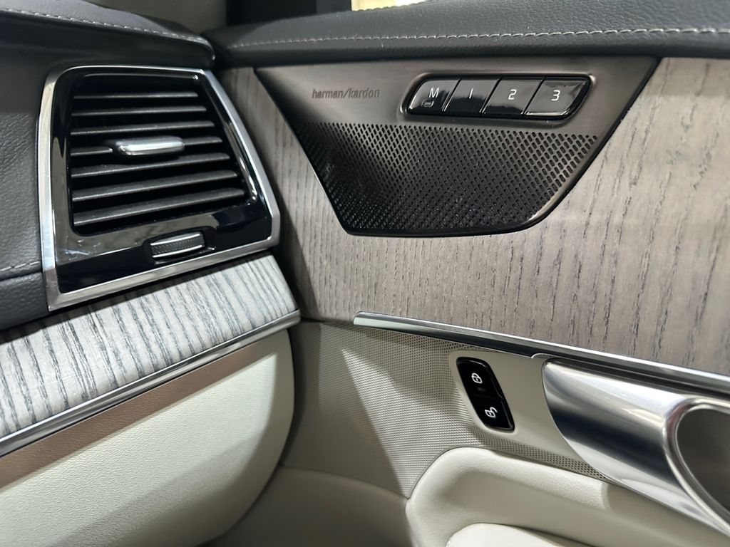 Volvo XC90 2023