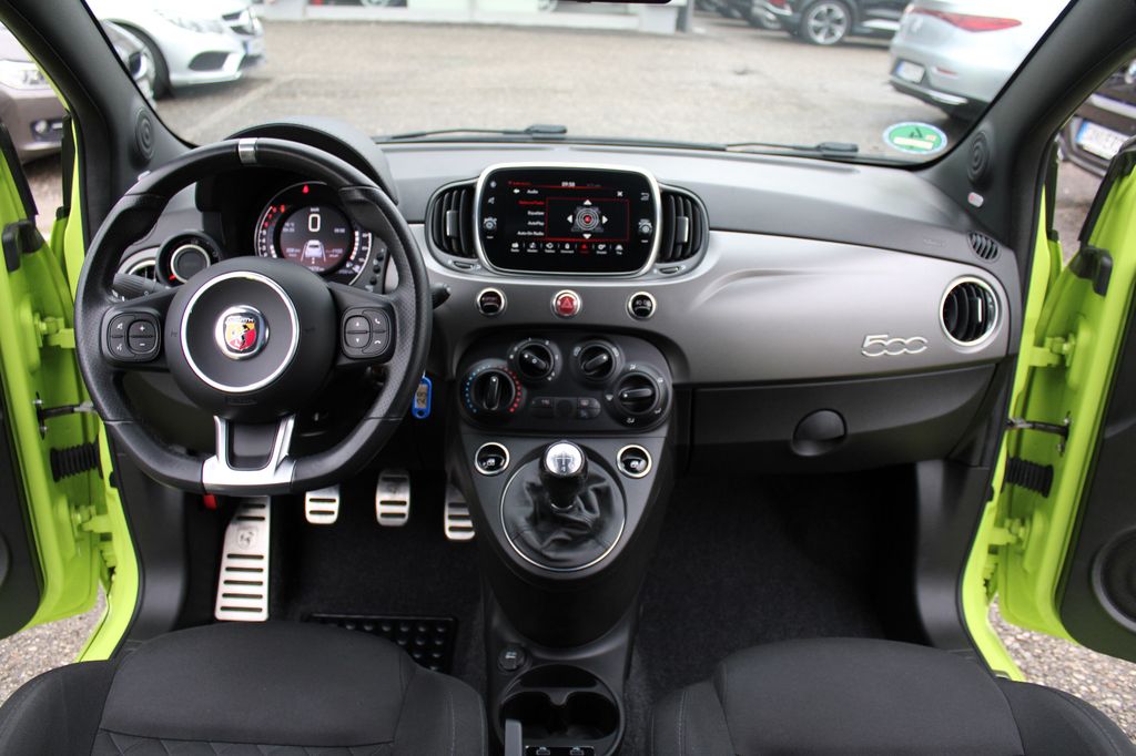 Abarth 595 2020
