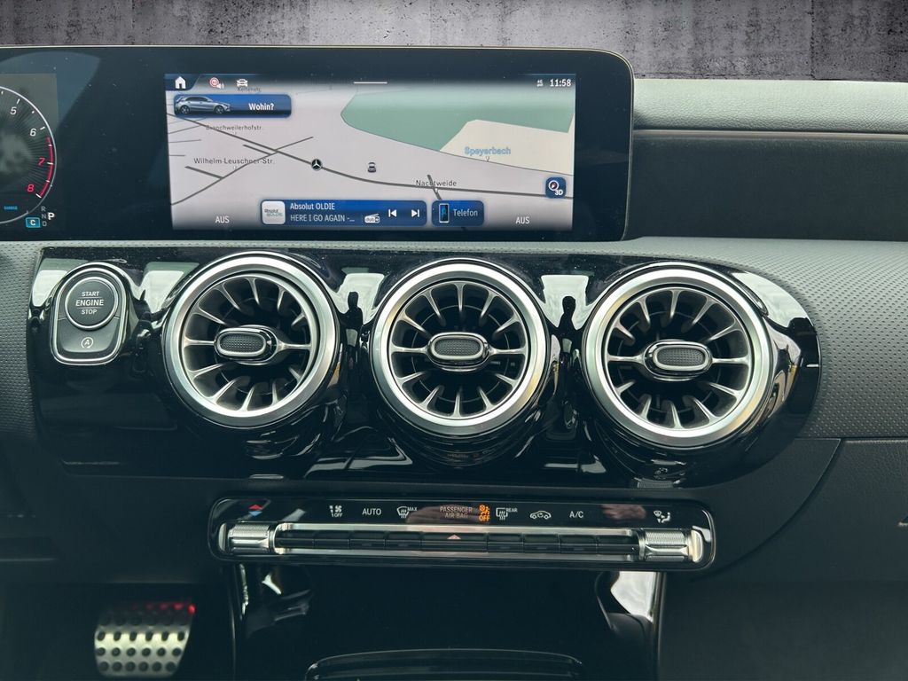 Mercedes-Benz A 200 2024