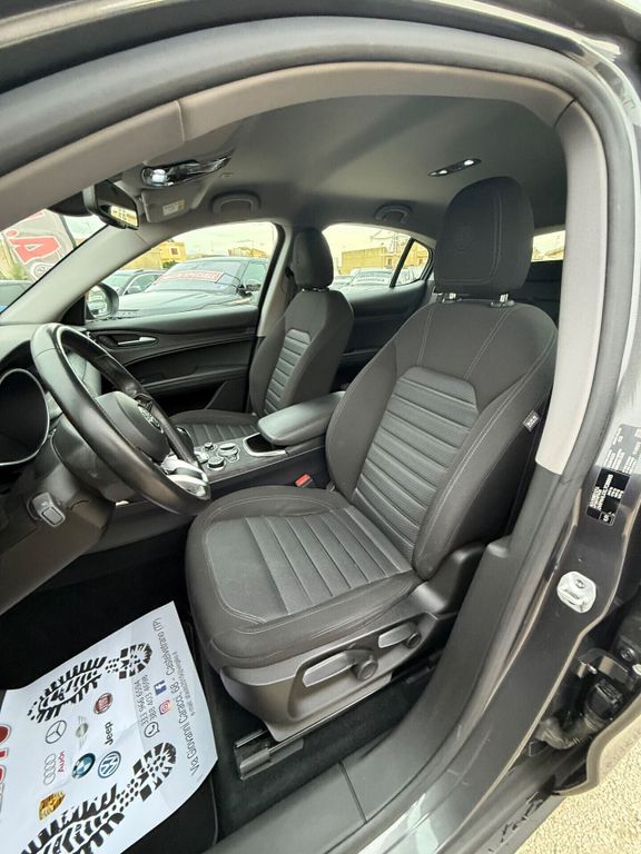 Alfa Romeo Stelvio 2020