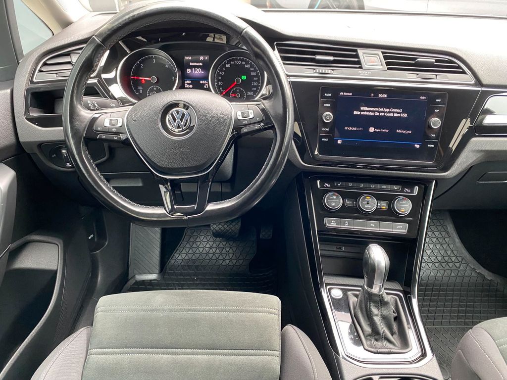 Volkswagen Touran 2019