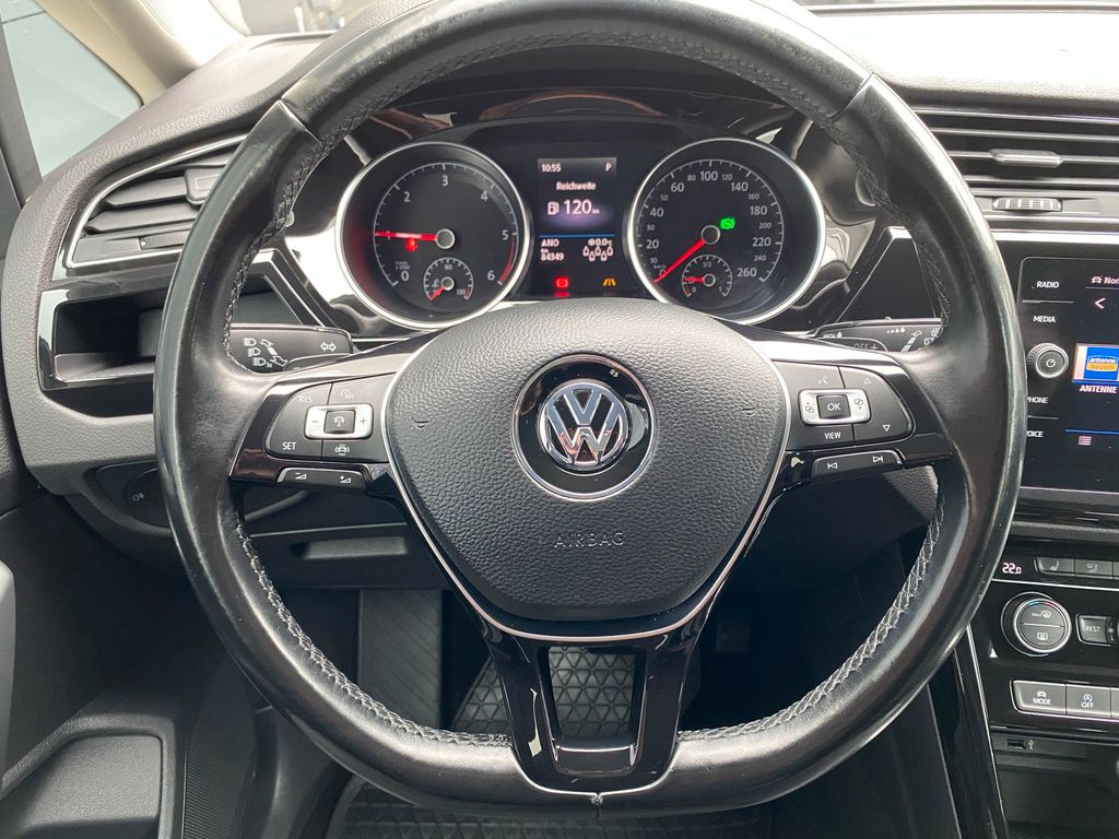 Volkswagen Touran 2019