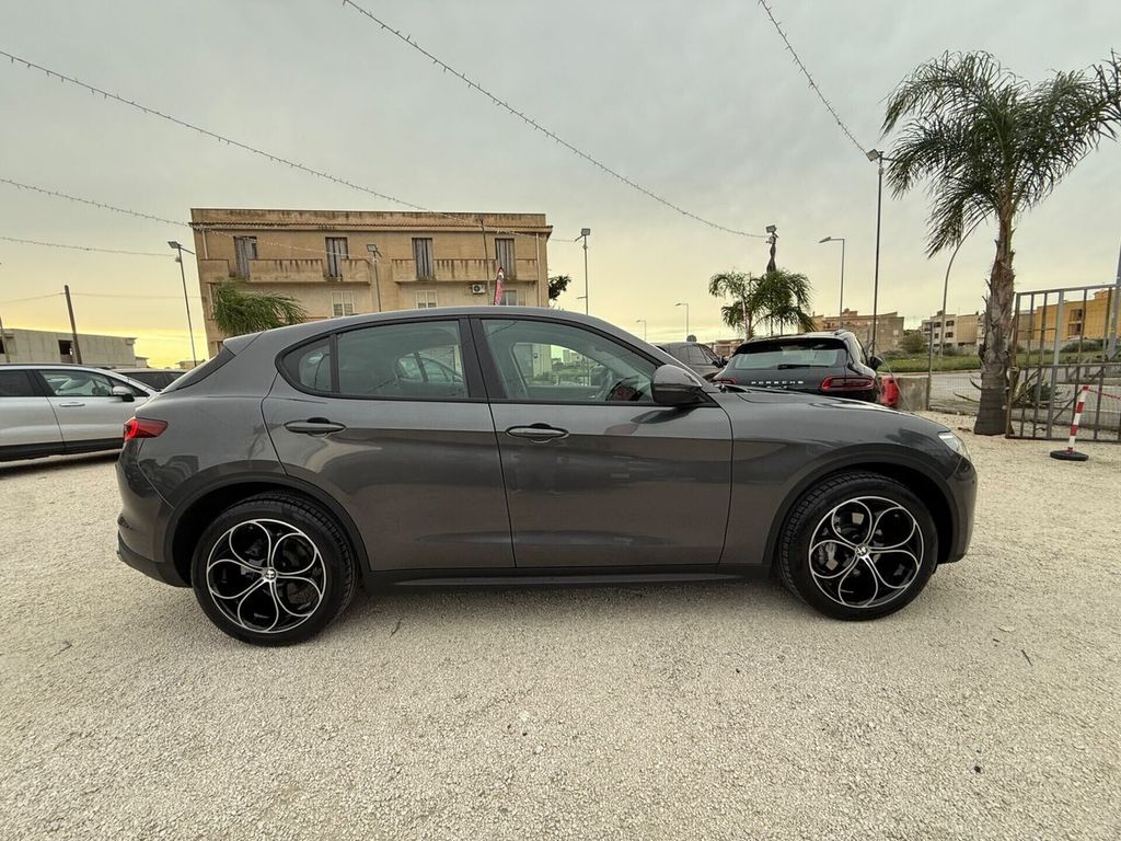 Alfa Romeo Stelvio 2020