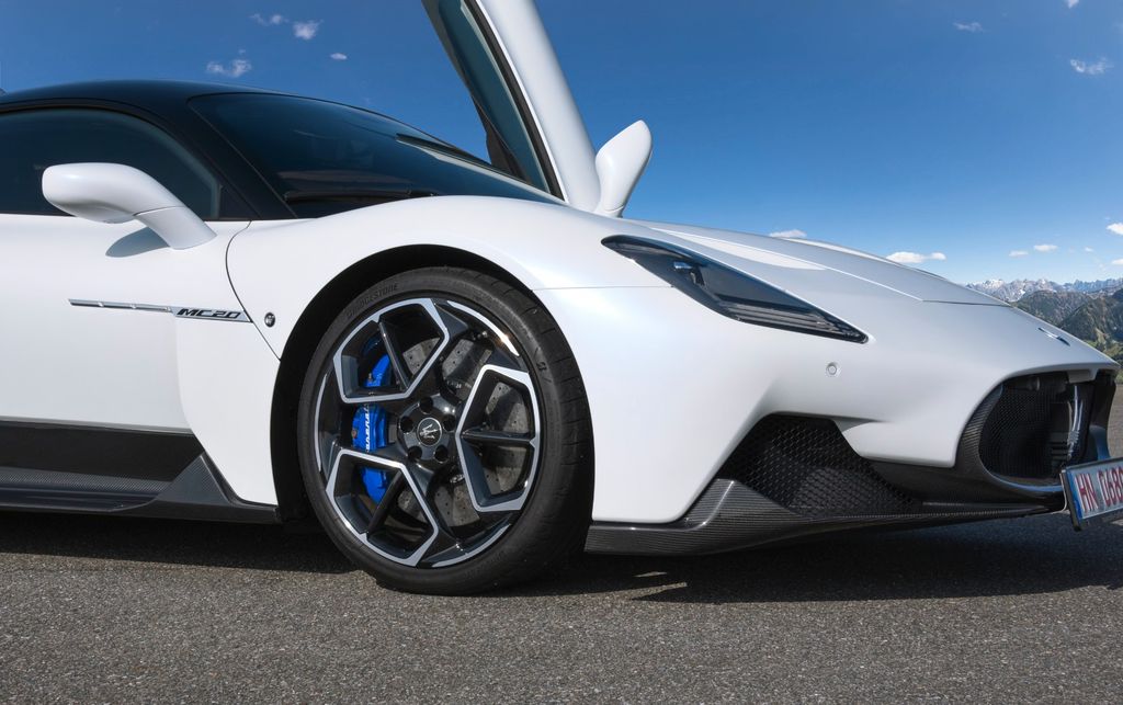 Maserati MC20 2022