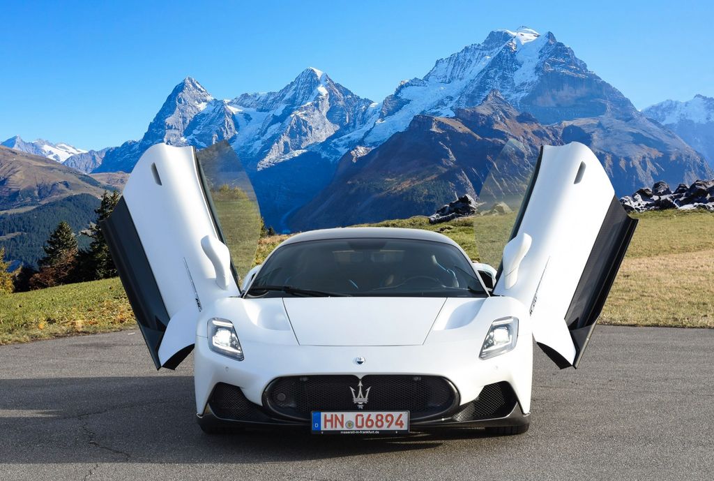 Maserati MC20 2022