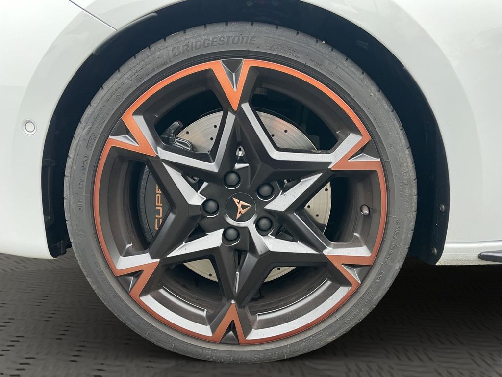 Cupra Leon 2025