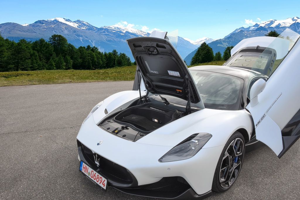 Maserati MC20 2022