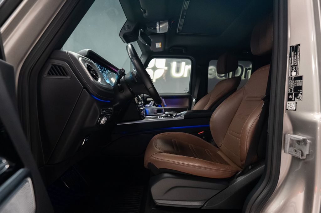 Mercedes-Benz G 400 2023