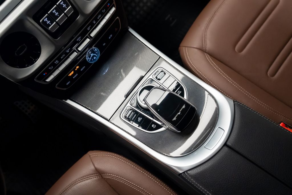 Mercedes-Benz G 400 2023